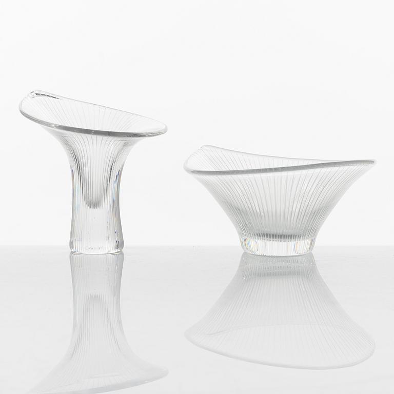 Tapio Wirkkala, skål samt vas, glas, "Kantarelli", Iittala, Finland.