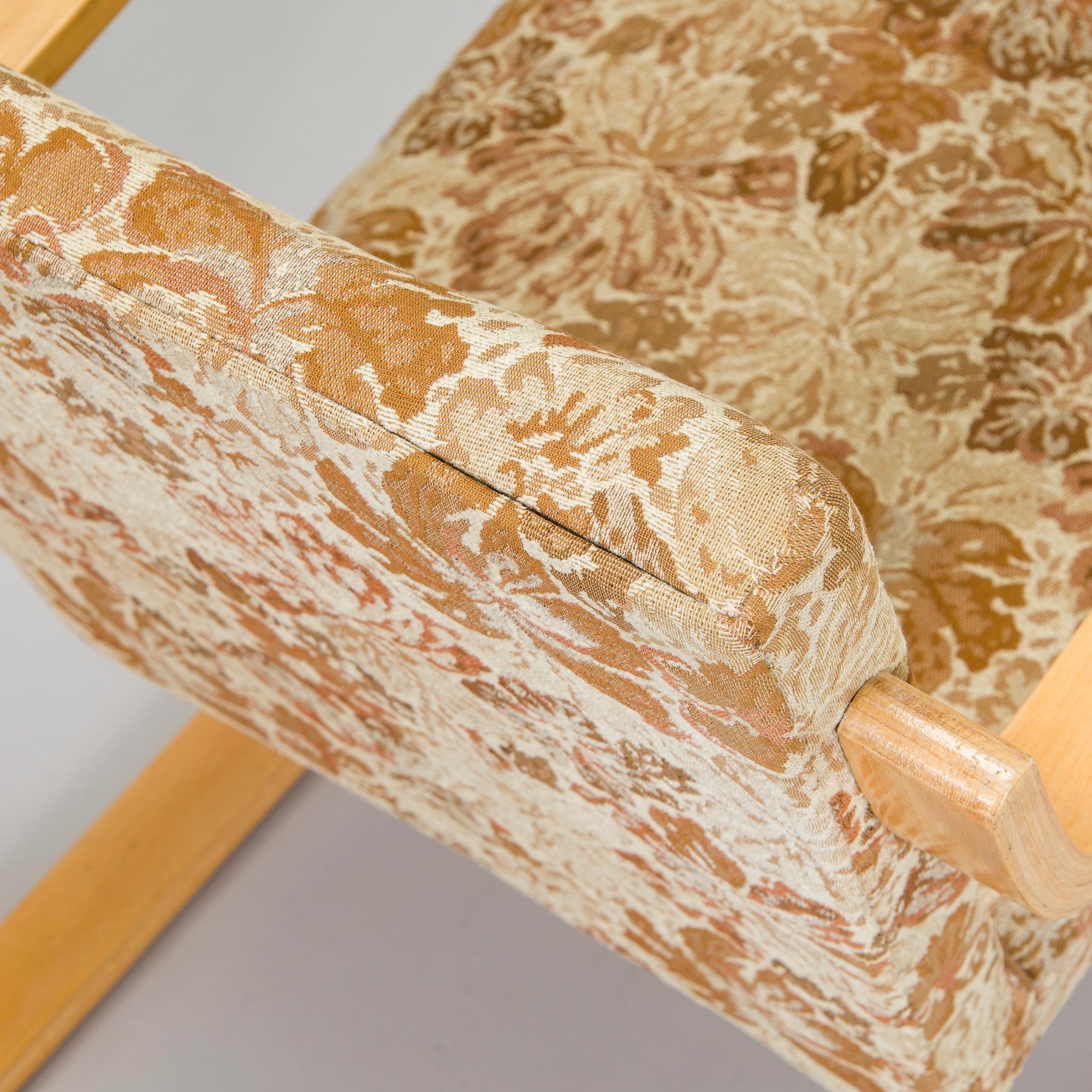 Alvar Aalto, fåtöljer ett par, modell 34 O.Y. Huonekalu- ja Rakennustyötehdas A.B. 1900-talets mitt.