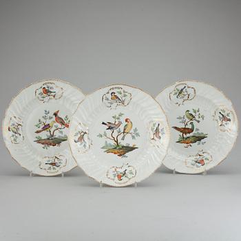 TALLRIKAR, 3 stycken, porslin, Meissen, Tyskland, ca 1763-74.