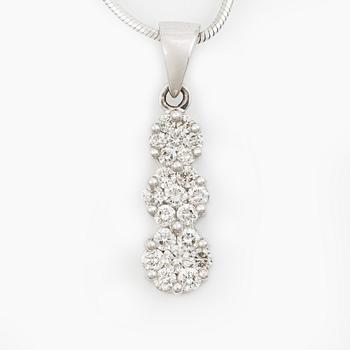 Pendant in 18K white gold set with round brilliant-cut diamonds, with a silver chain.