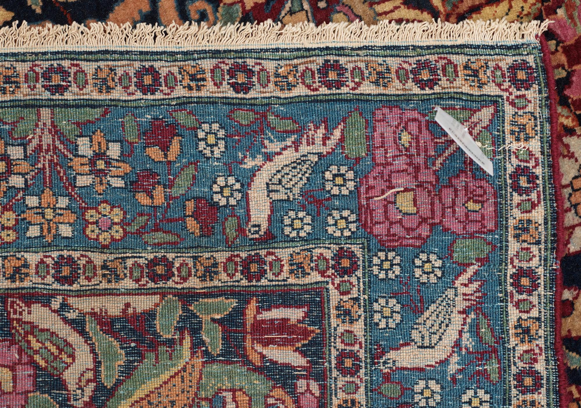 SEMI-ANTIQUE TEHERAN. 137,5 x 102,5 cm.