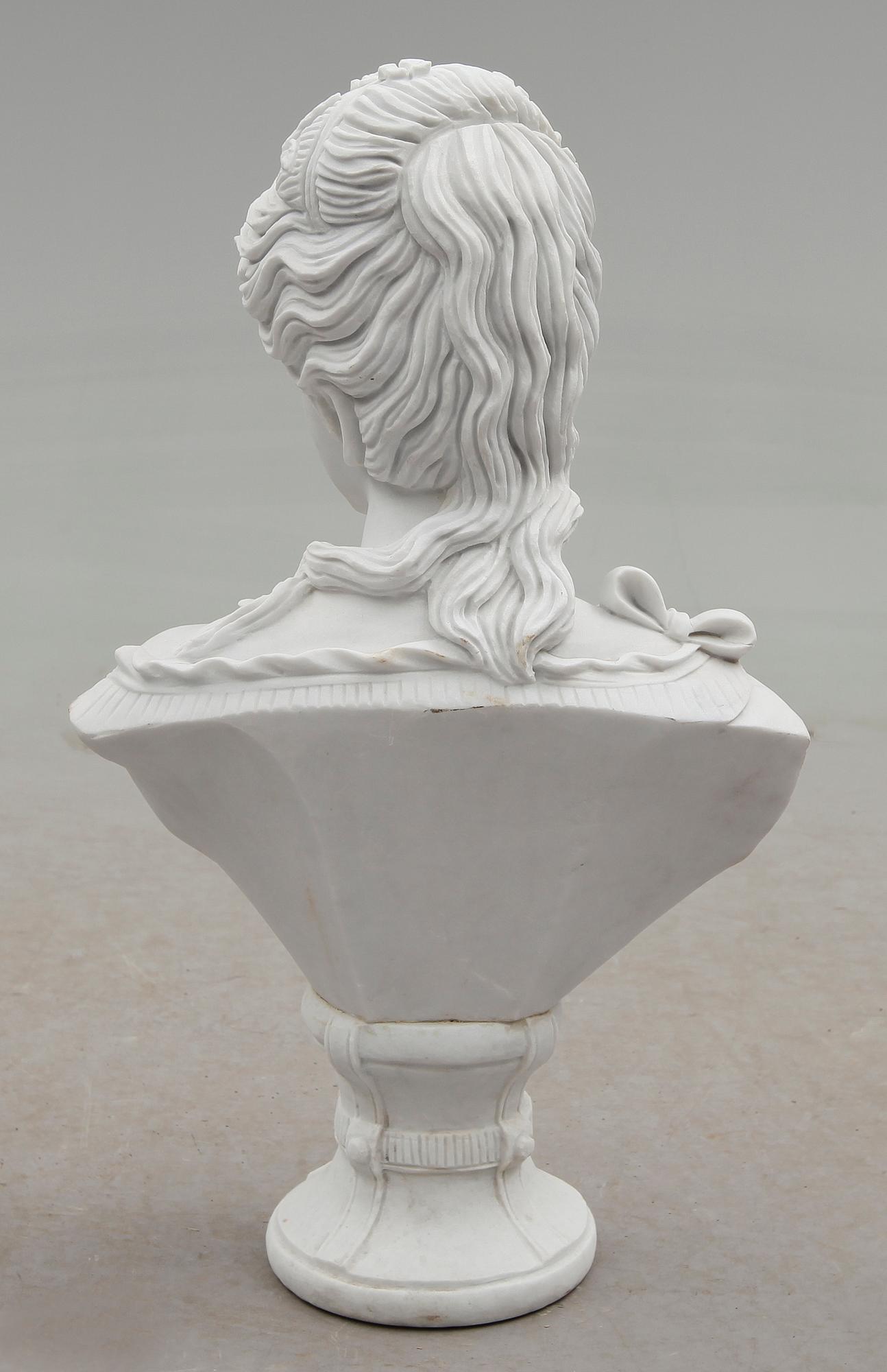 SKULPTUR, marmor, 1900-tal.