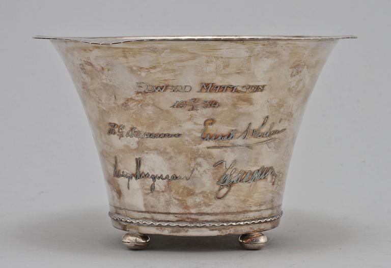 SKÅL, silver, GAB, Stockholm, 1933. Vikt 428 g.