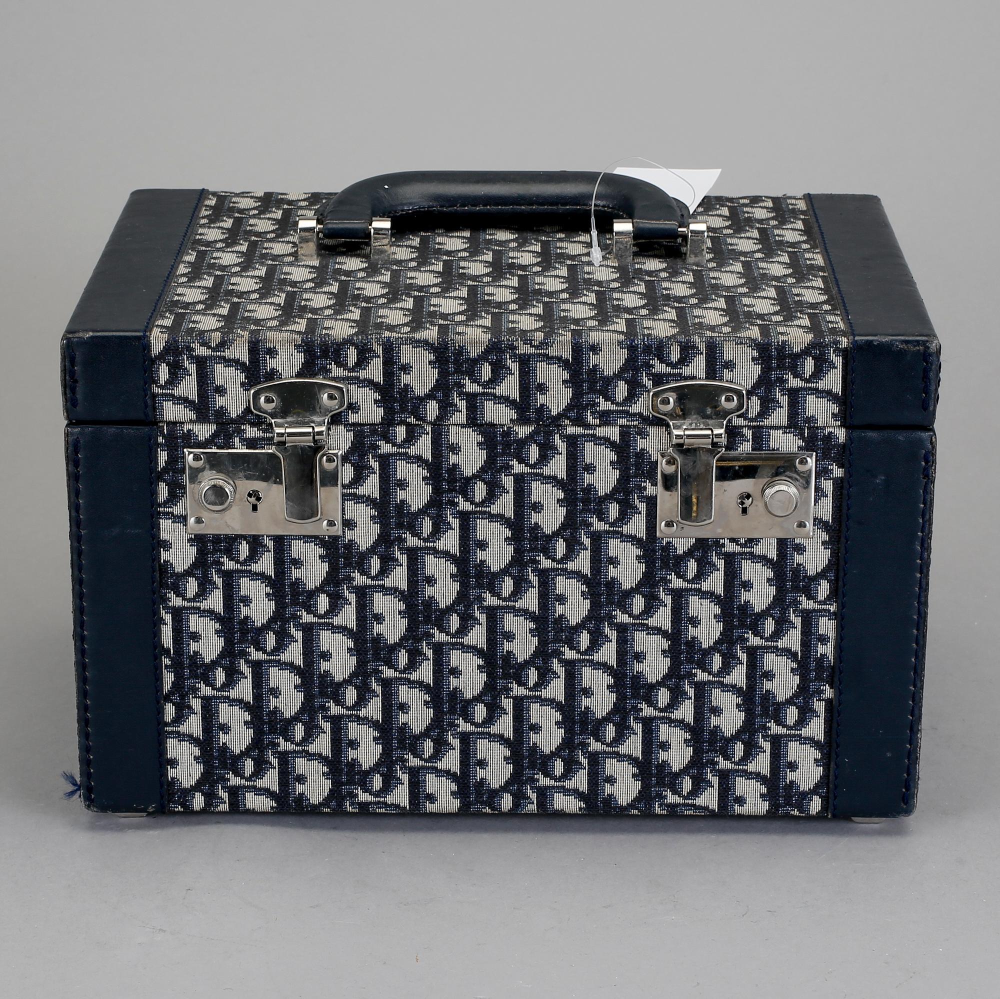 CHRISTIAN DIOR, beauty box.