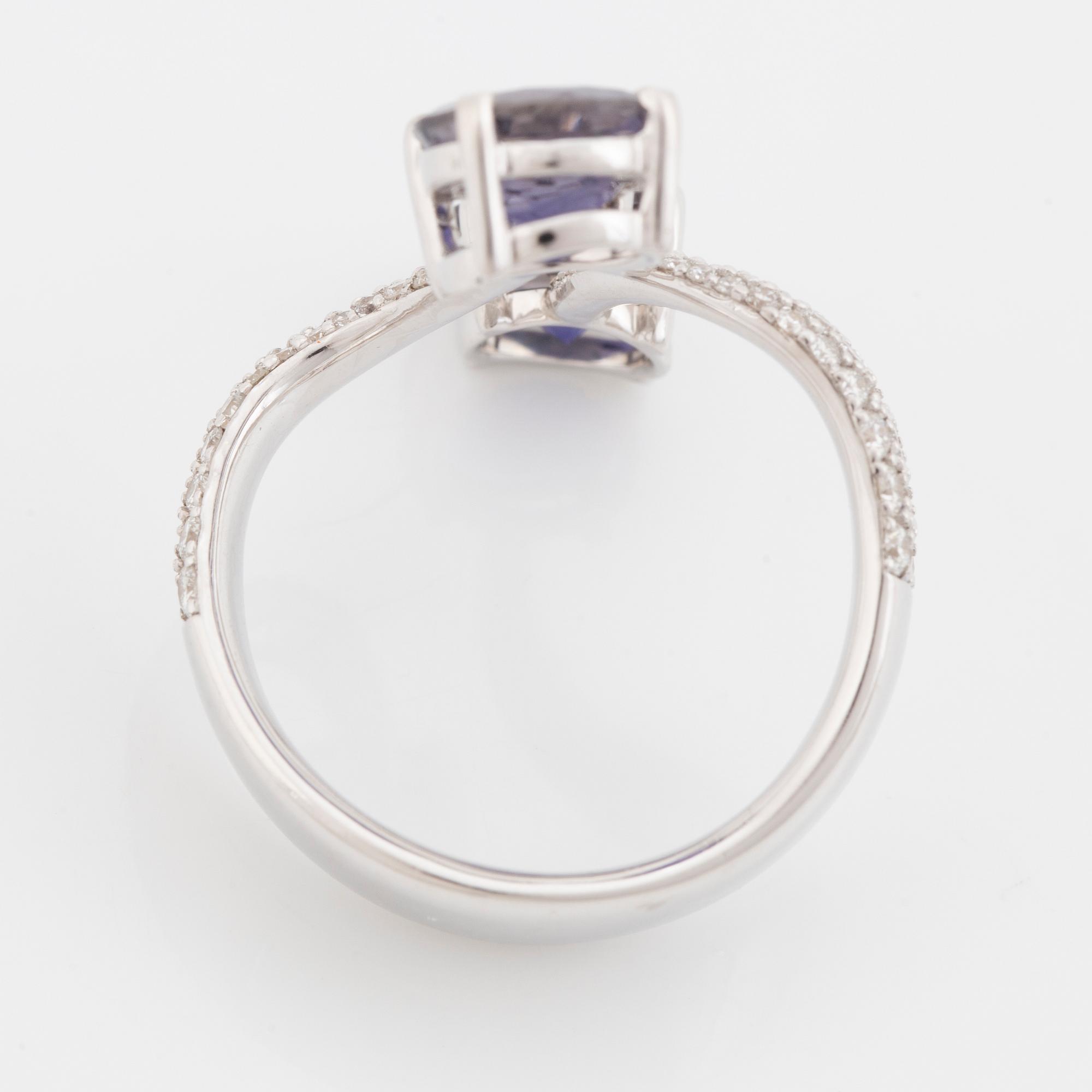 Tanzanite and brilliant cut diamond ring.