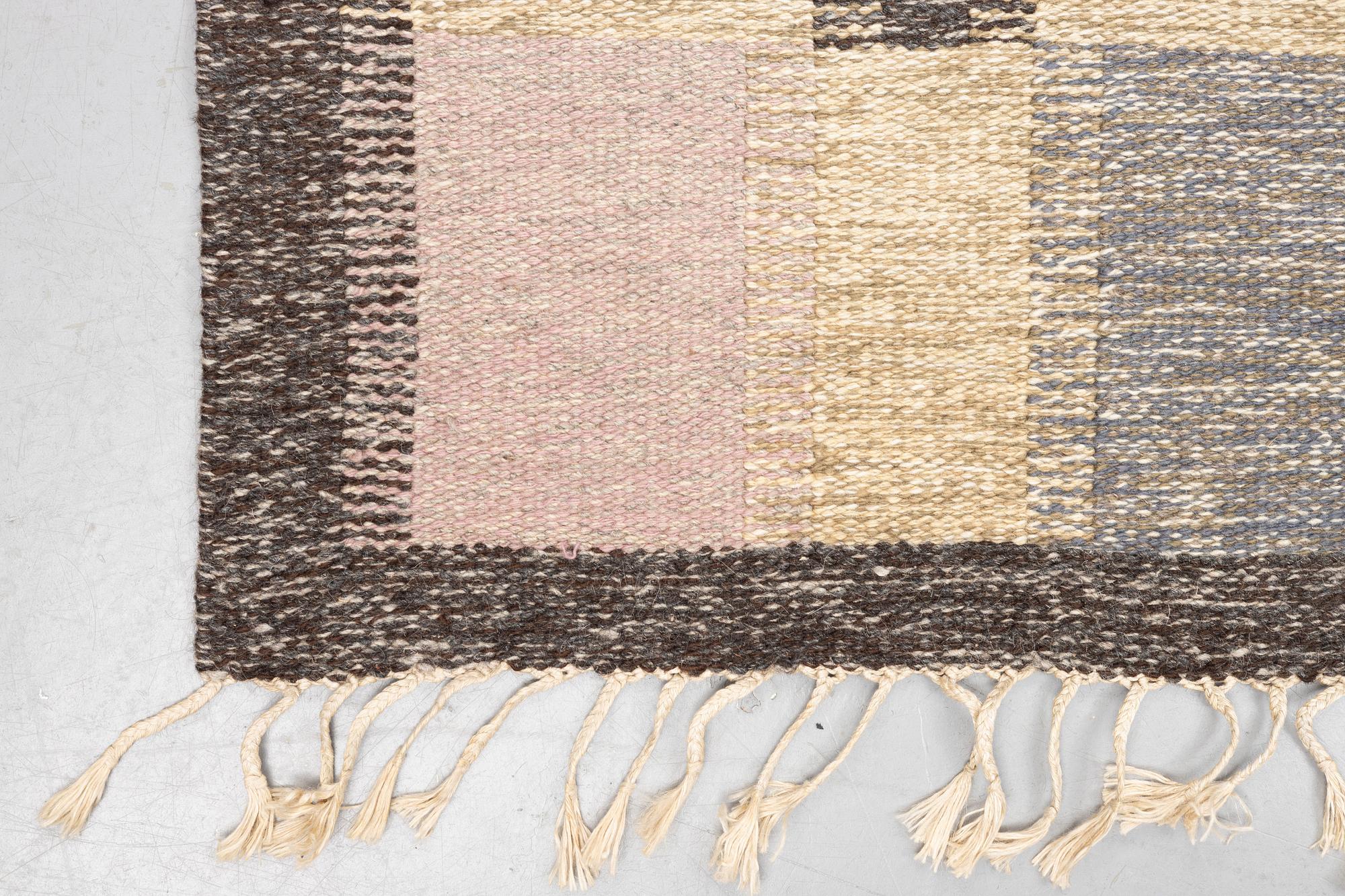 Brita Grahn, matta, rölakan, ca 311 x 214 cm, signerad Brita Grahn.