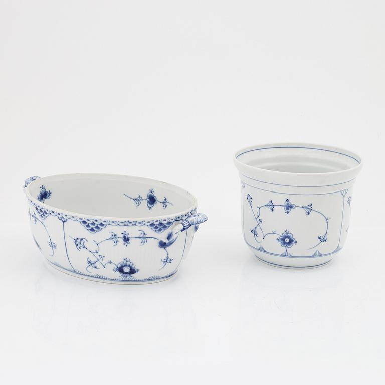 Royal Copenhagen, servisdelar, 12 st, porslin, "Musselmalet", Danmark.