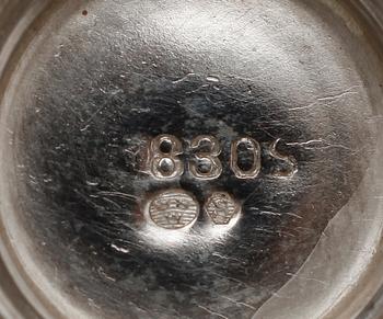 SILVERFÖREMÅL, 6 del, olika åldrar. Vikt ca 287 g.