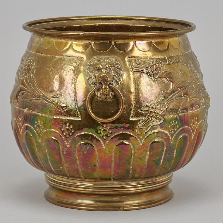 URNA, mässing 1800-tal.