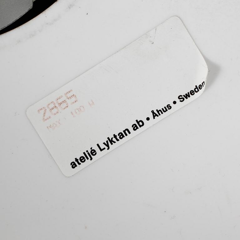 TAKLAMPA, "Knubbling", Ateljé Lyktan. Höjd ca 25 cm exklusive sladd.