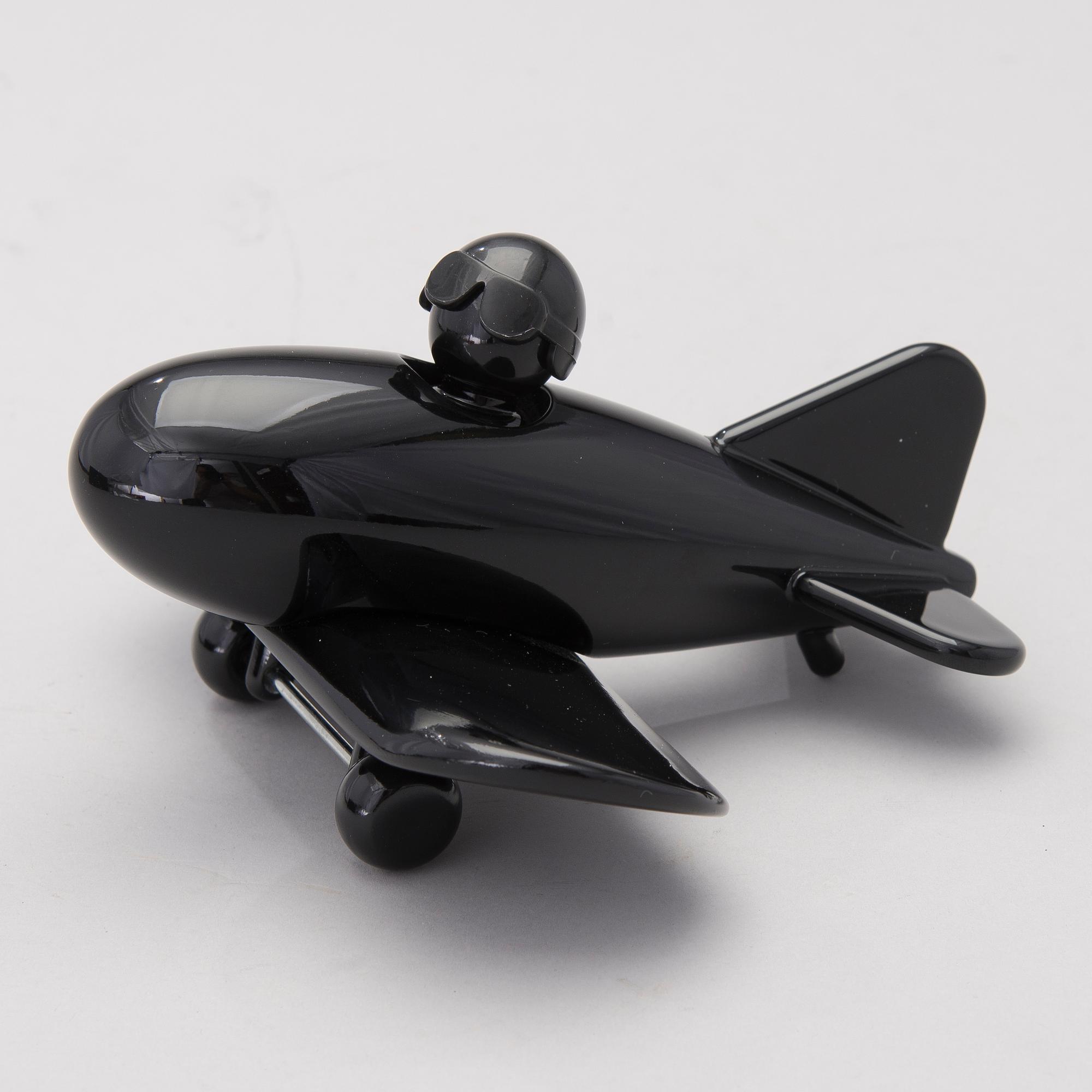 The airliner 'Jetliner Black' by Ulf Hansen for Playsam, Sweden.