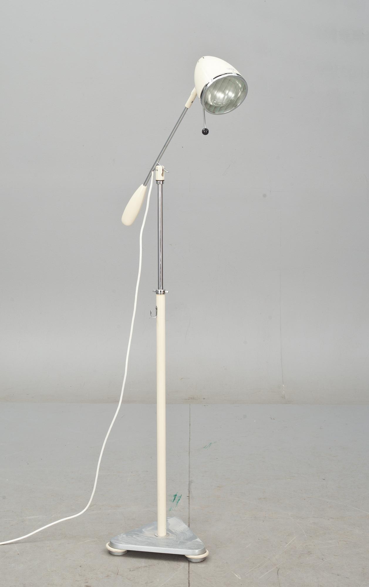 GOLVLAMPA , "KIFA", 1900-talets andra hälft.