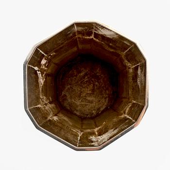 Atelier Borgila, a sterling silver vase, Stockholm 1941.