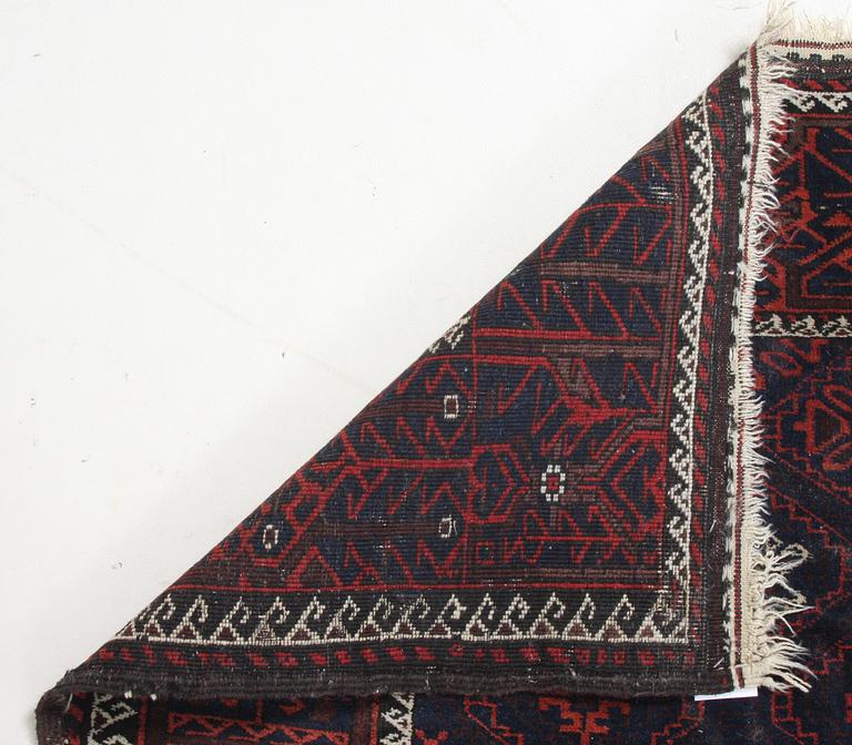 MATTA, orientalisk. 180 x 100.