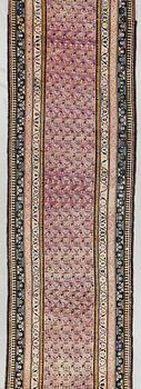 MATTA, antik/semiantik, Kaukas, ca 650 x 107cm.