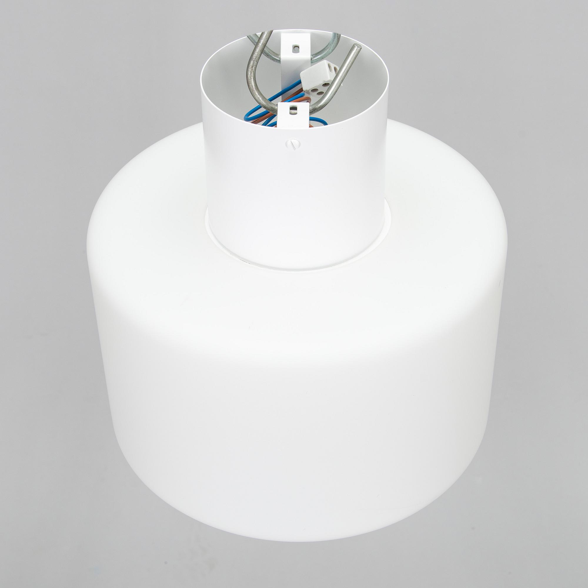 Taklampa, modell AE 88 Itsu, 1900-talets mitt.