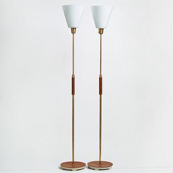 Bertil Brisborg, a pair of floor lamps, "Triva", for Nordiska Kompaniet 1940-50's.