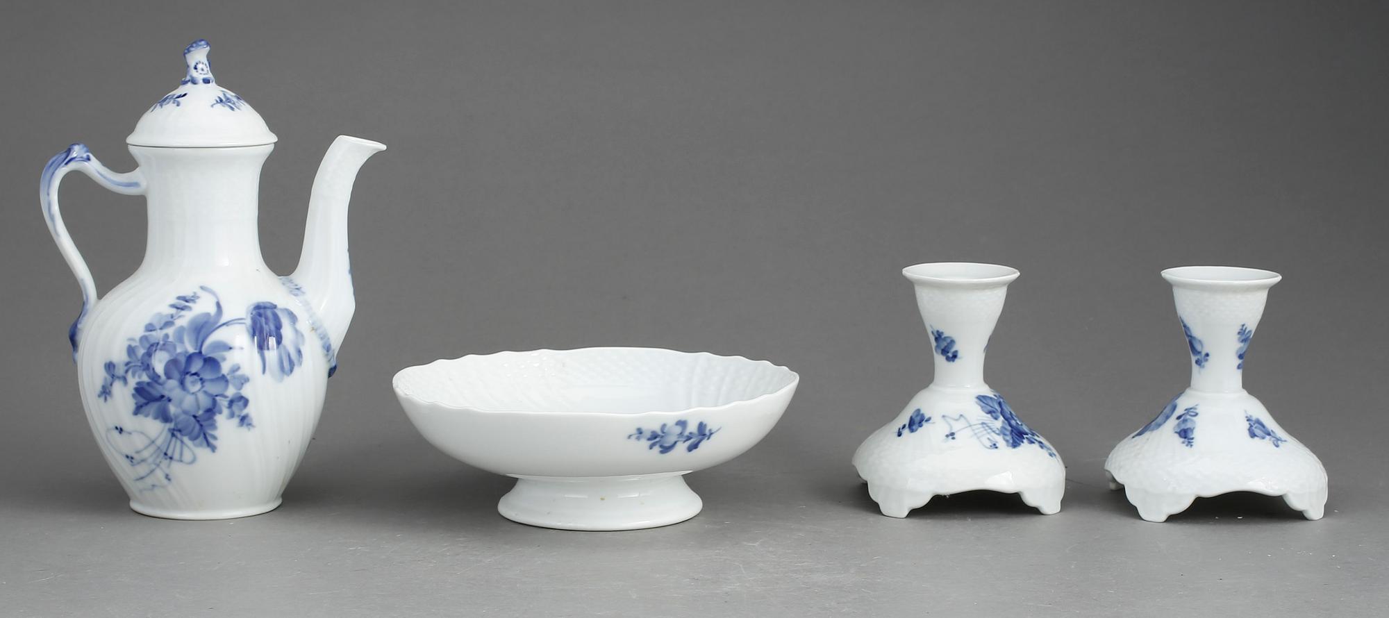 KAFFESERVIS, 19 delar, porslin, "Blå Blomst", Royal Copenhagen, 1900-talets andra hälft.