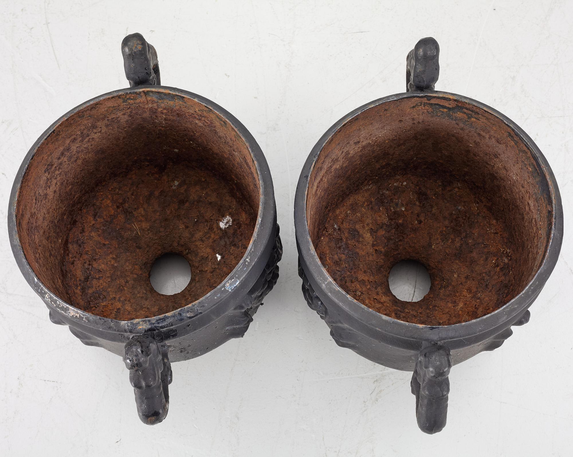 A pair of garden urns, Stavsjö Bruk, 20th century.