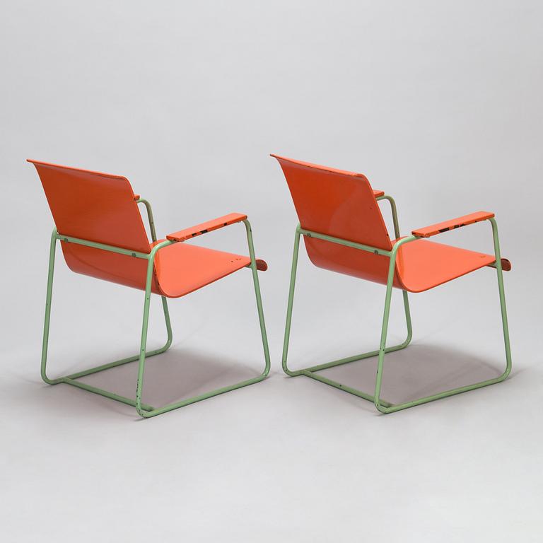 Alvar Aalto, a pair of early 1930's armchairs for Aug. Louhen Rautasänkytehdas ja Valimo Oy, Turku.