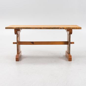 A 3-piece dining group, second half of the 20th Century.