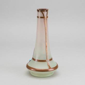 RIEDEL & RINDSKOPF, a "Aventurine" glass and copper vase.