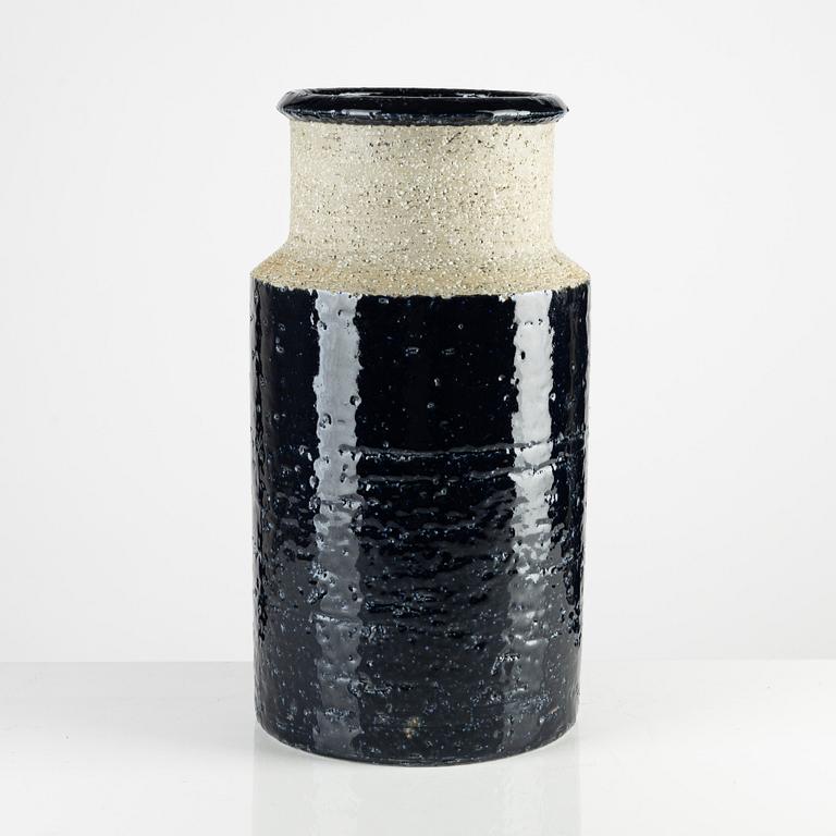 Hertha Bengtson, a vase, Rörstrand, Sweden, mid-20th Century.