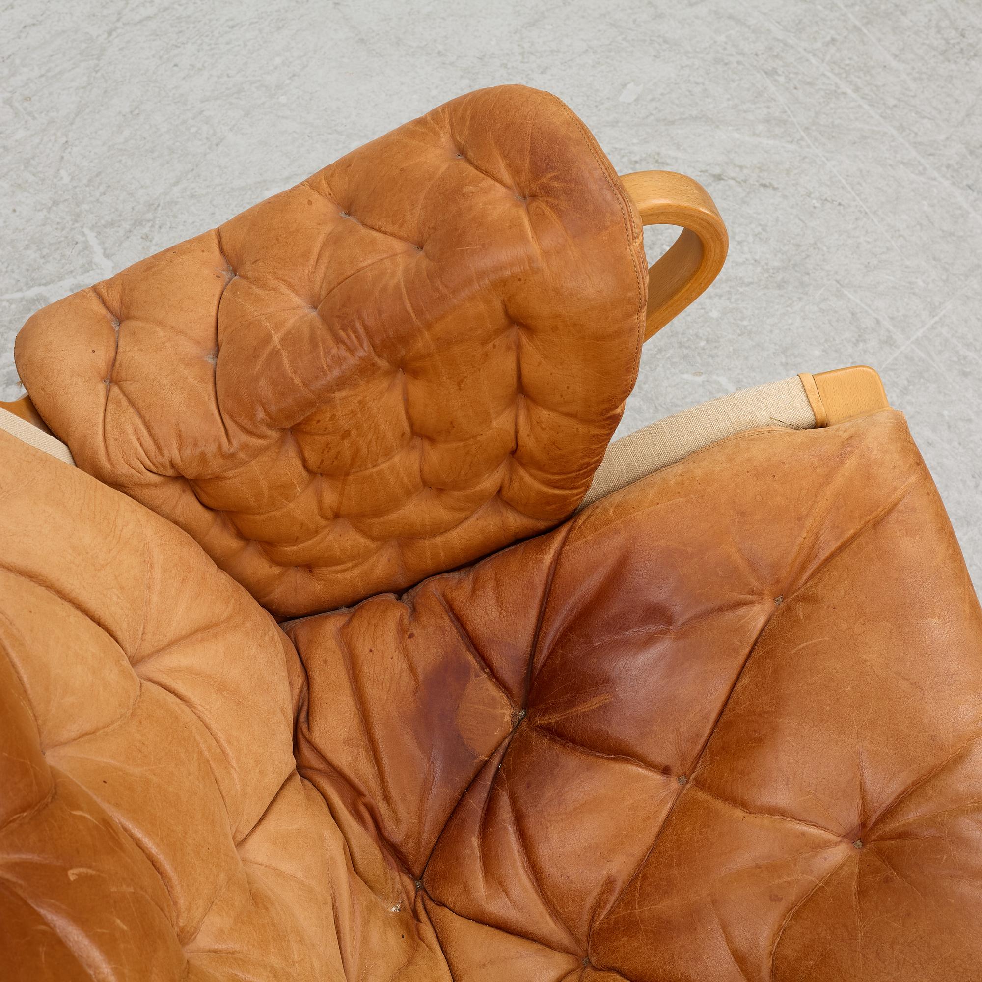 Bruno Mathsson, fåtölj med fotpall, "Pernilla", Dux.