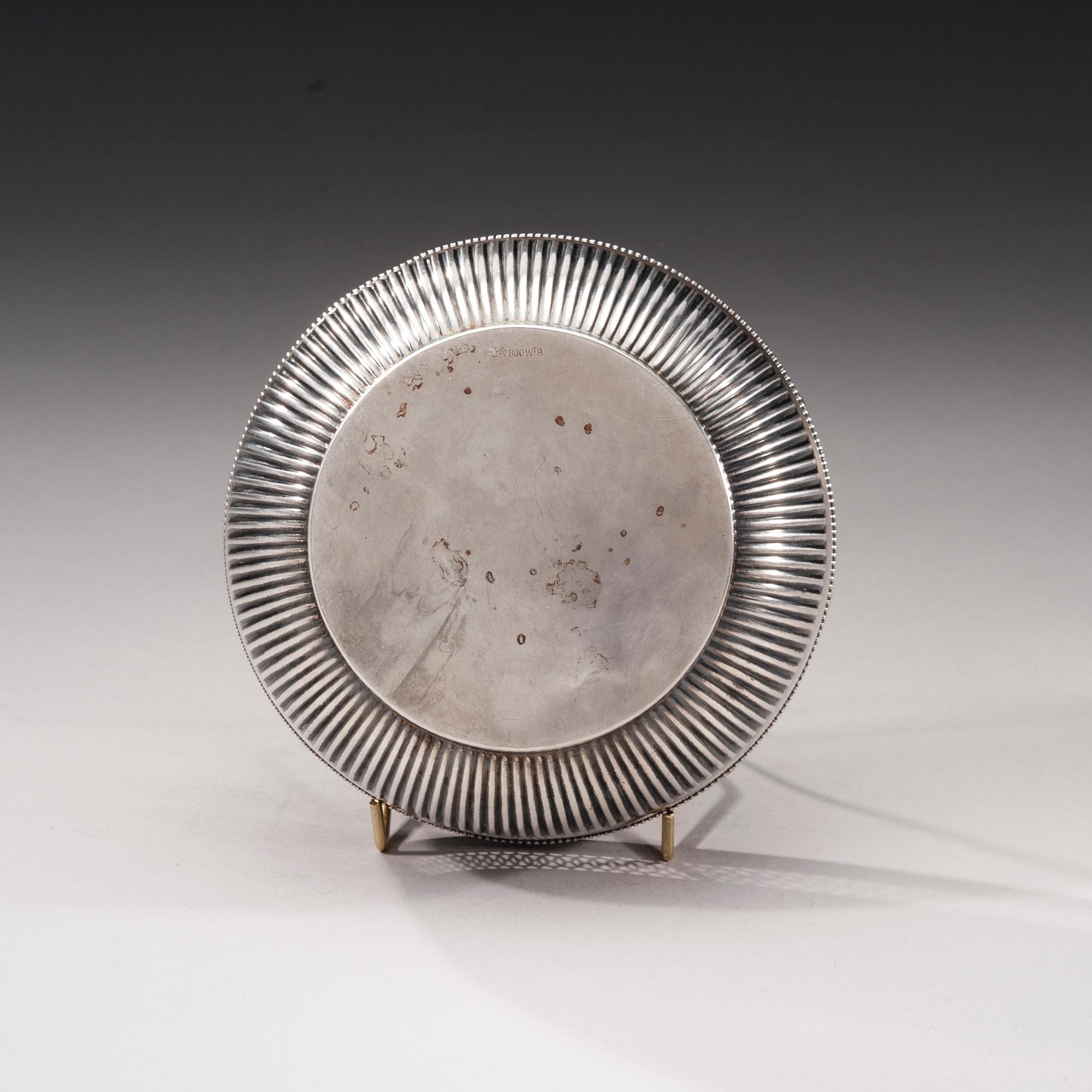 SKÅL, silver. Tyska stämplar, 1900-talets början. Tot. vikt 328 g.