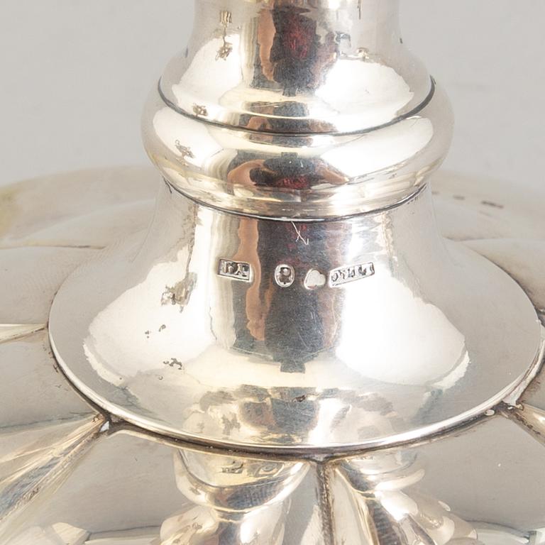 A pair of silver bonbonieres, Lars Larsson, Gothenburg, 1853.