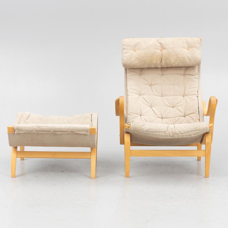 Bruno Mathsson, fåtölj med fotpall, "Pernilla", DUX, 2000-tal.