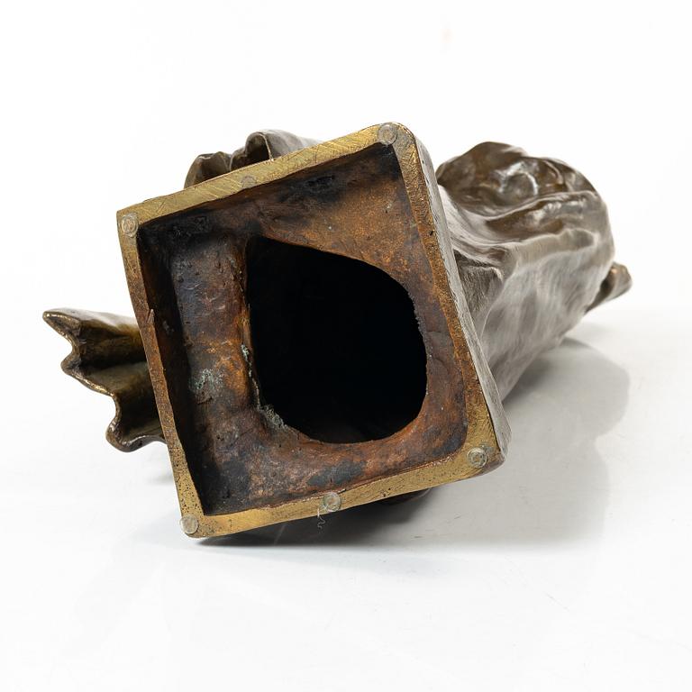 Léo Laporte-Blairsy, Woman with a jug.