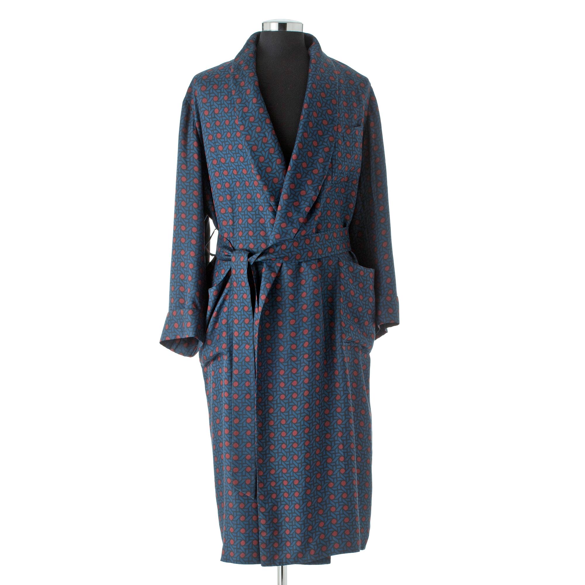 HERMÈS, a blue silk dressing gown.