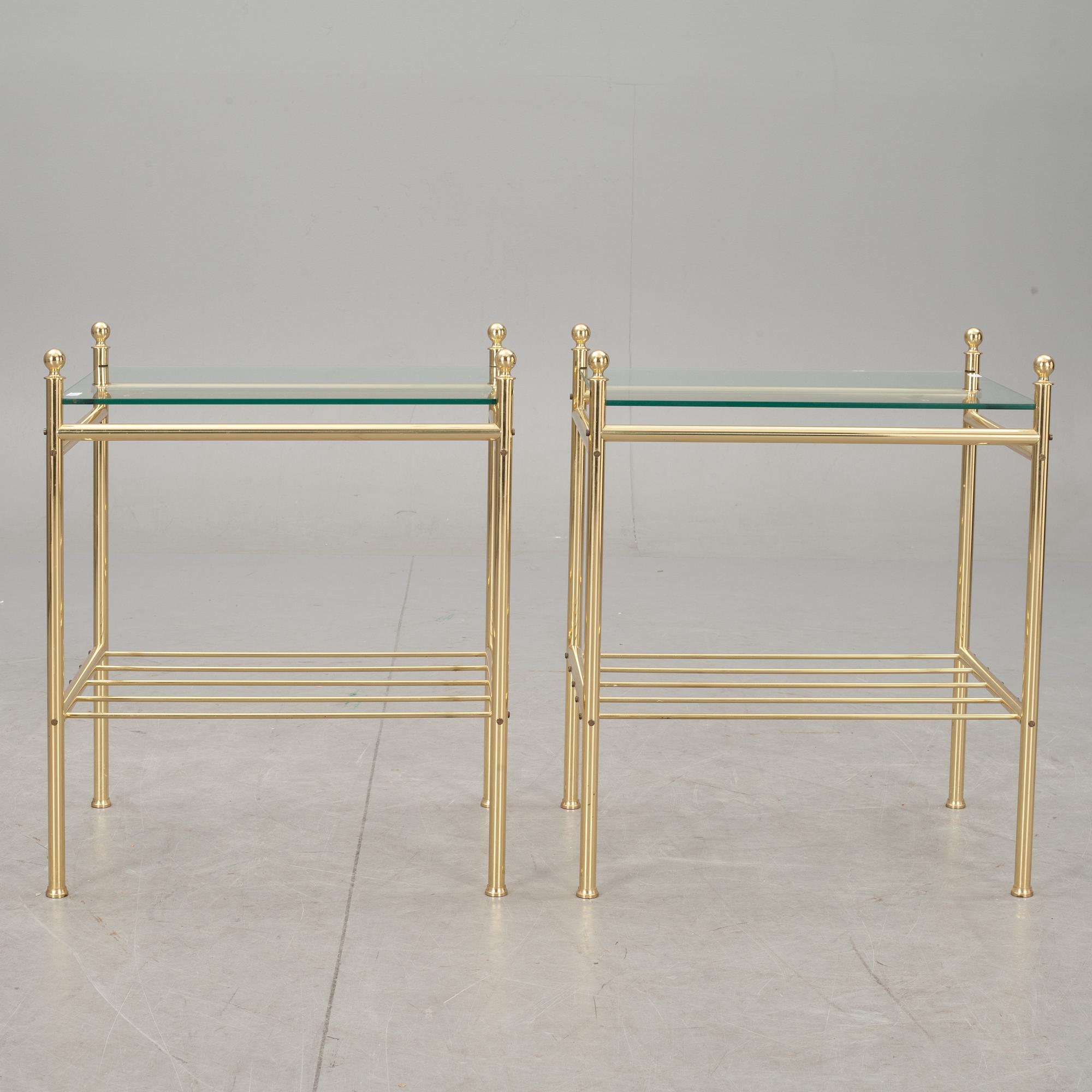 SÄNGBORD, ett par, 1900-talets andra hälft.