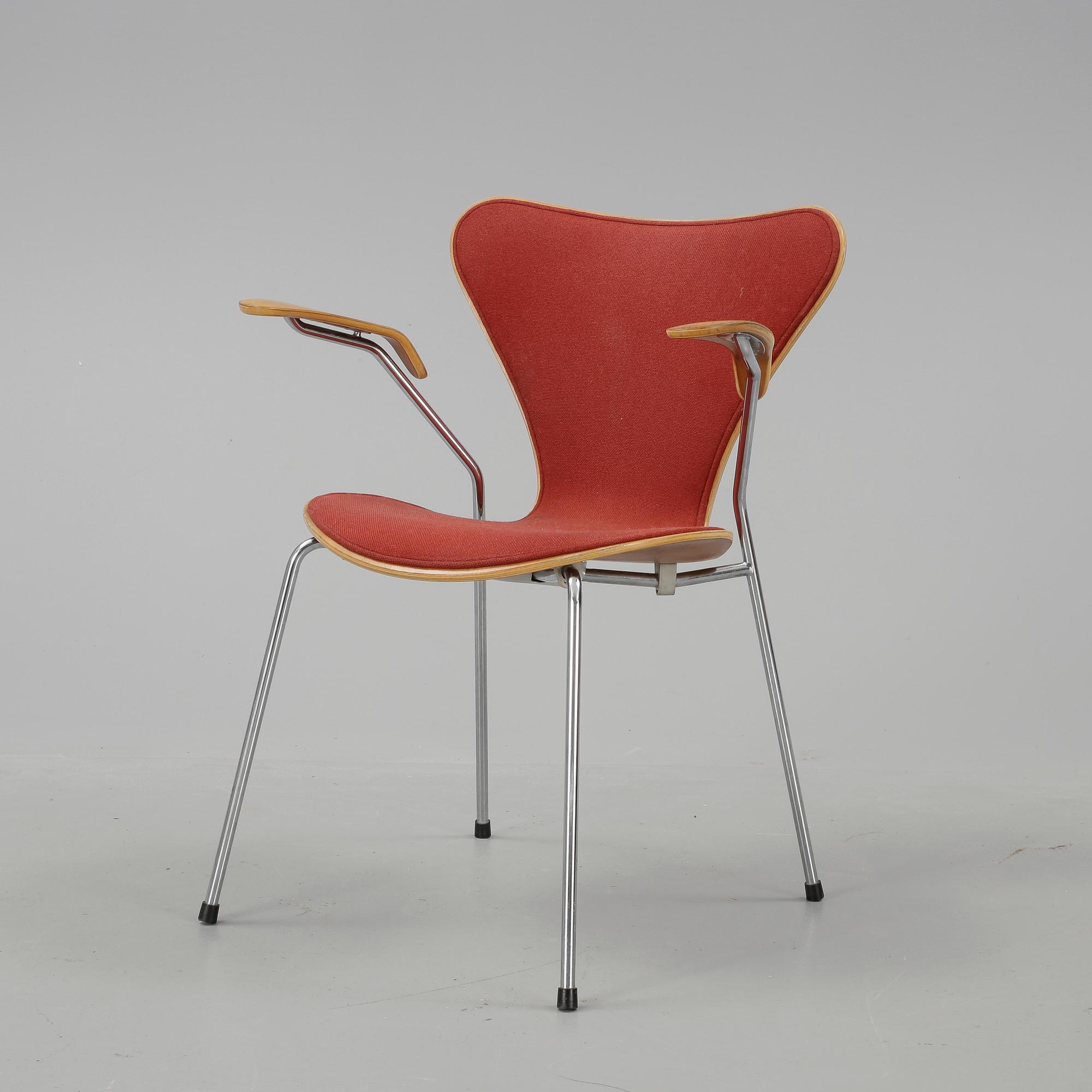 KARMSTOL, "Sjuan", Arne Jacobsen, Fritz Hansen.