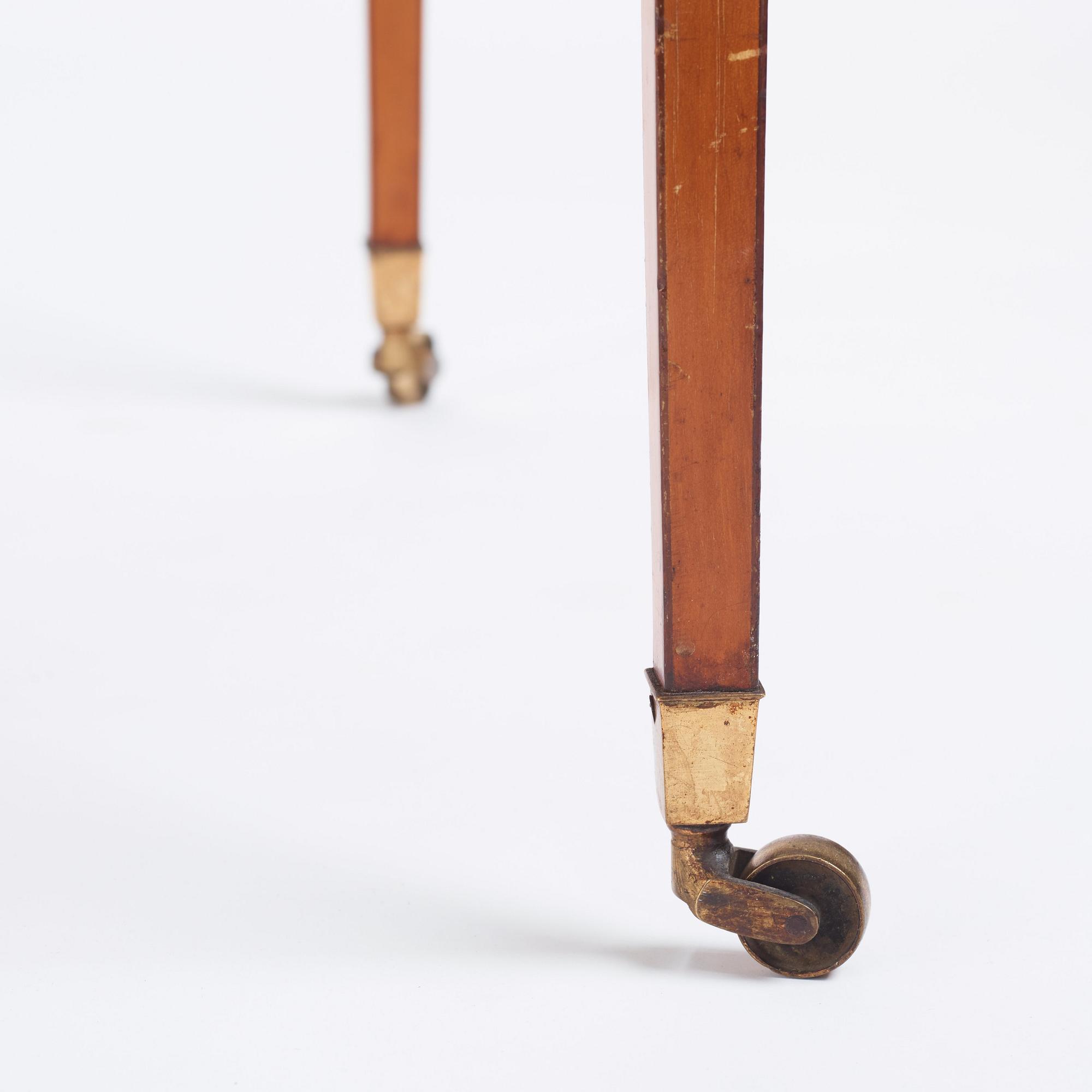 Klaffbord, s.k Pembroke table, England 1800-tal, Sheratonstil.