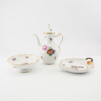 41-piece "Saxon Flower" service by Royal Copenhagen, Denmark, porcelain.