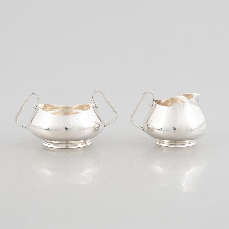 Svend Toxvaerd, sugar bowl and creamer, sterling silver, Denmark, mid-20th century.