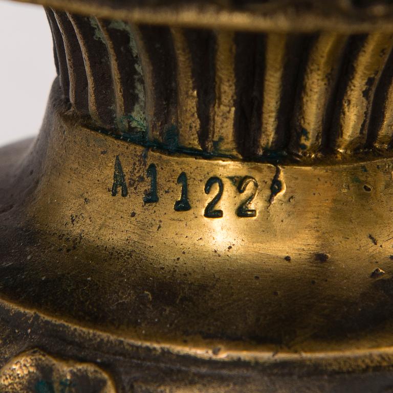 SKULPTUR, patinerad brons, marmorpiedestal.