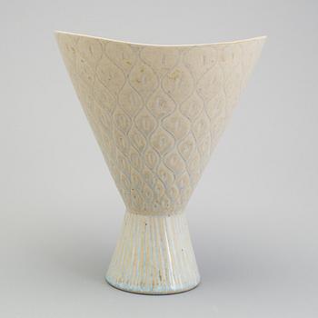 STIG LINDBERG, a stoneware vase, Gustavsberg 1953.