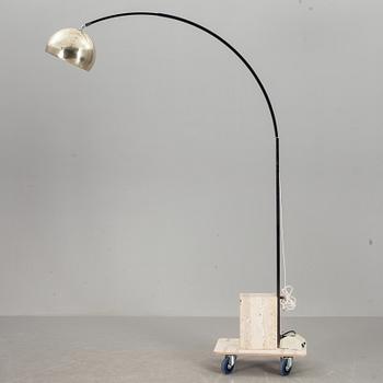 GOLVLAMPA, 1900-talets andra hälft.