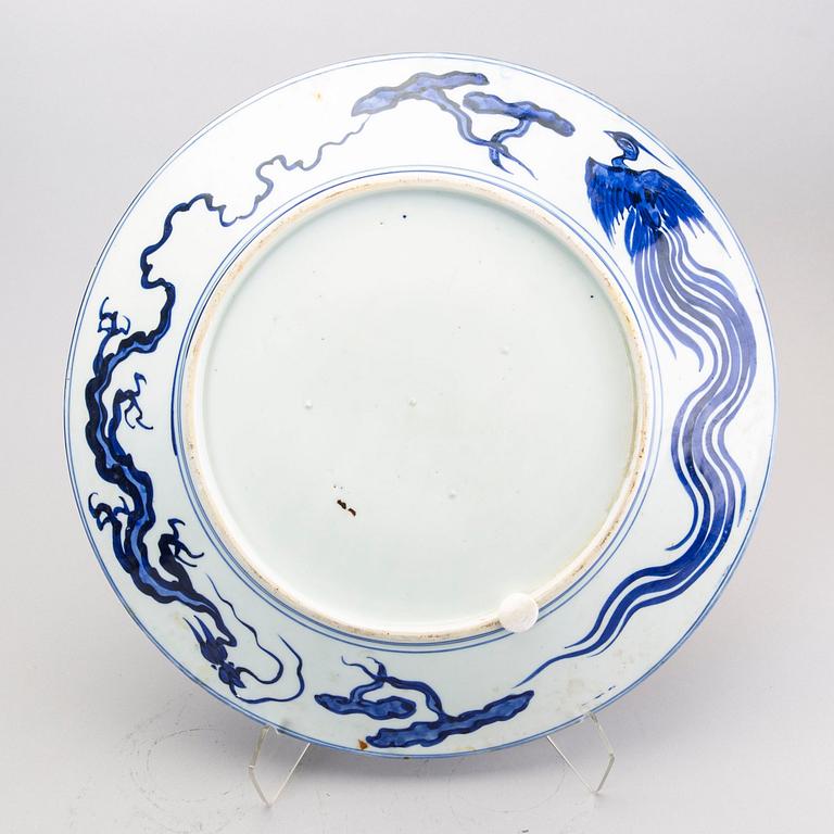 A set of two japanese porcelin plates 18th/20th century.