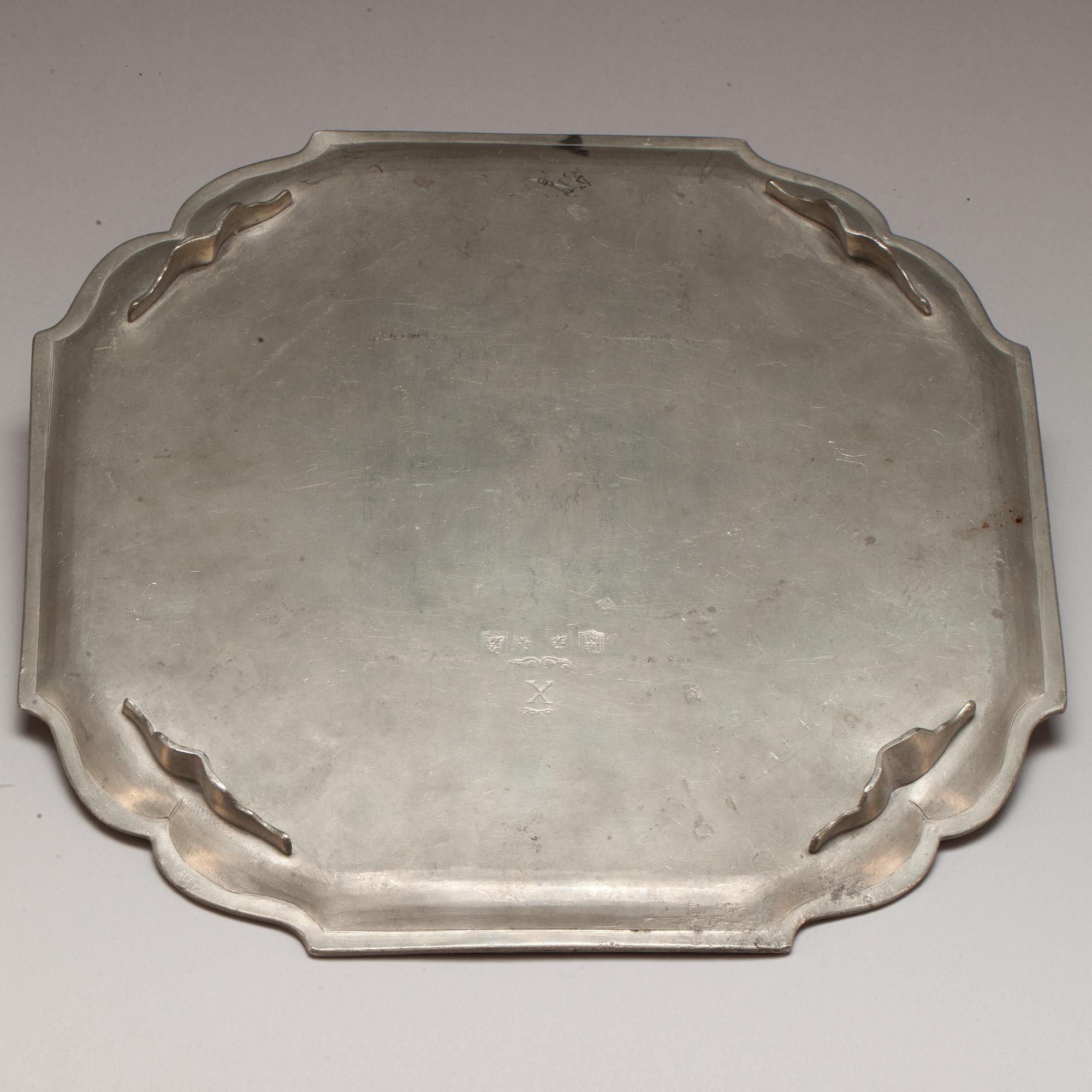 FAT, tenn, otydliga stämplar. Möjligen Baltikum, 17/1800-tal.
