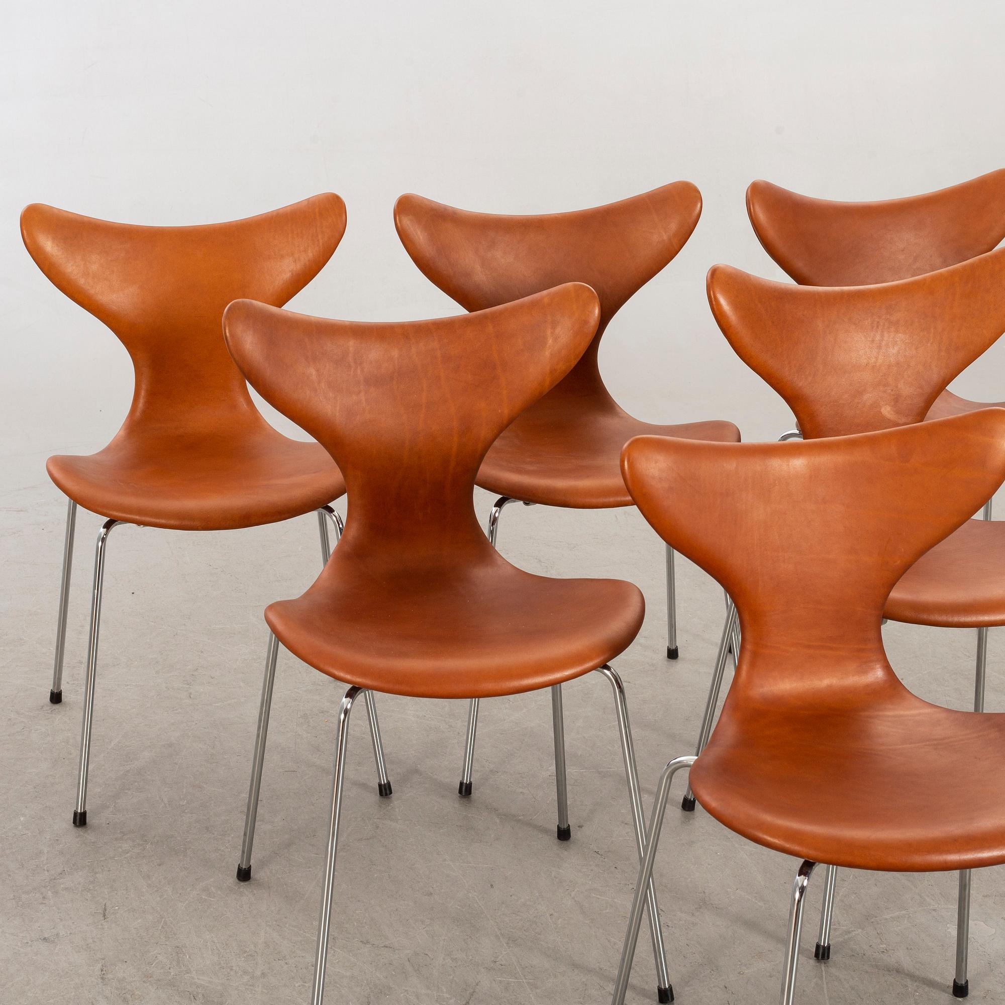 ARNE JACOBSEN, stolar, 6 st, Måsen / Liljan, Fritz Hansen.