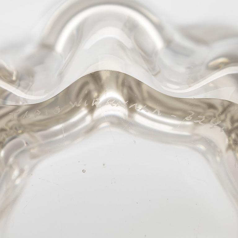 Tapio Wirkkala, vas, glas, "Kalvolan kanto", signerad Tapio Wirkkala - 3241. 1900-talets mitt.