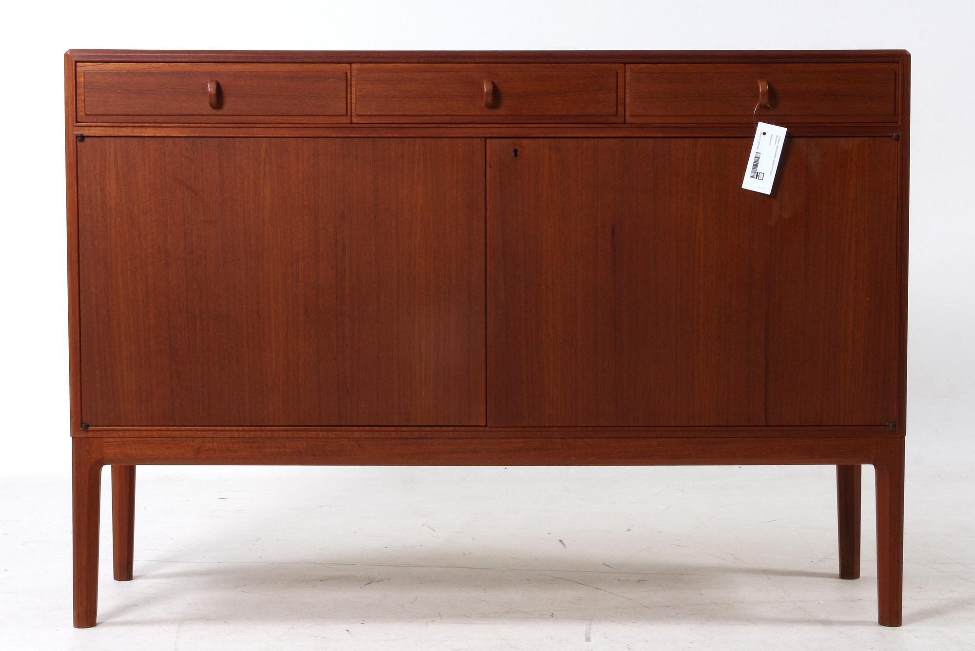 SIDEBOARD, Bertil Fridhagen, Bodafors.