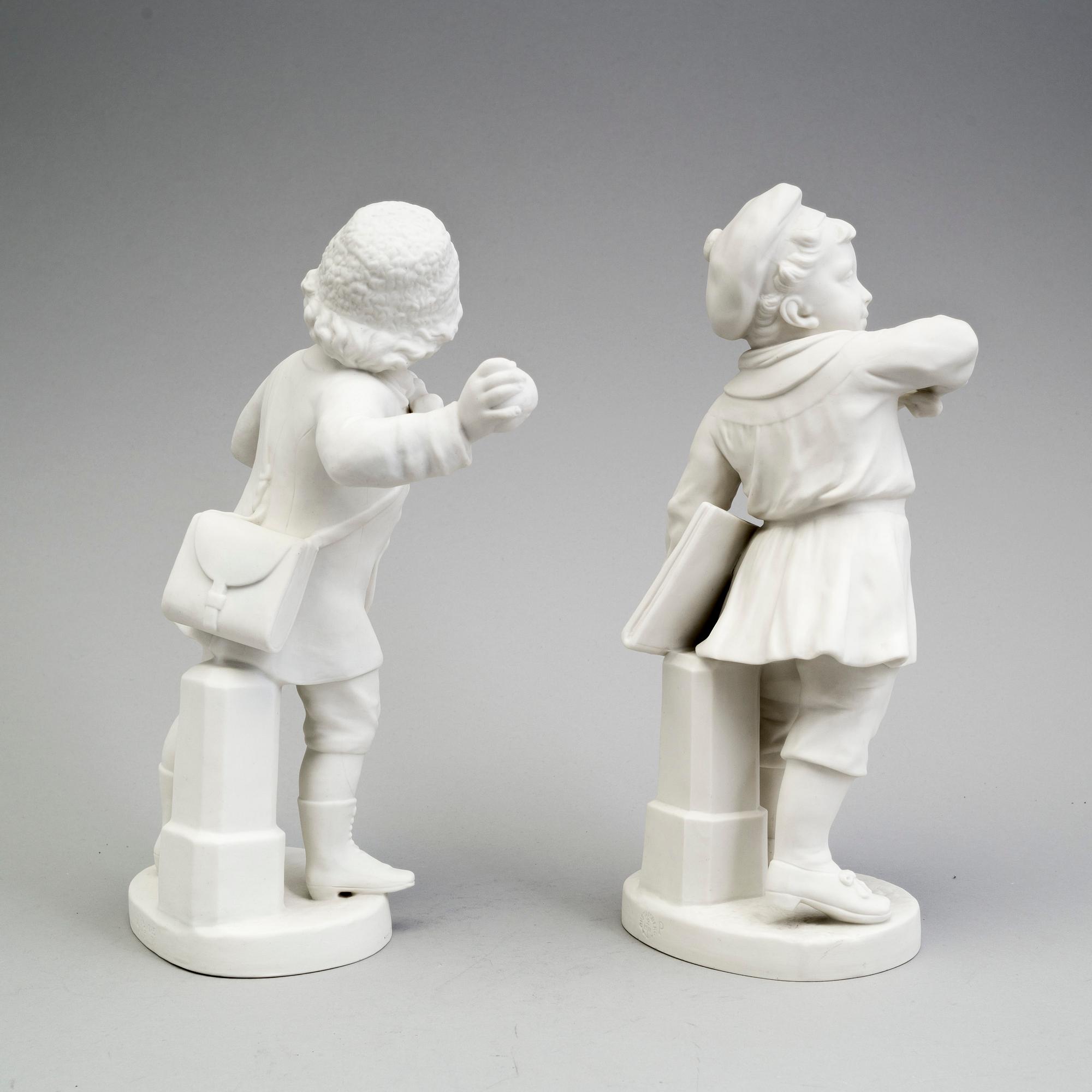 TWO PARIAN FIGURES, Gustafsberg 1911.