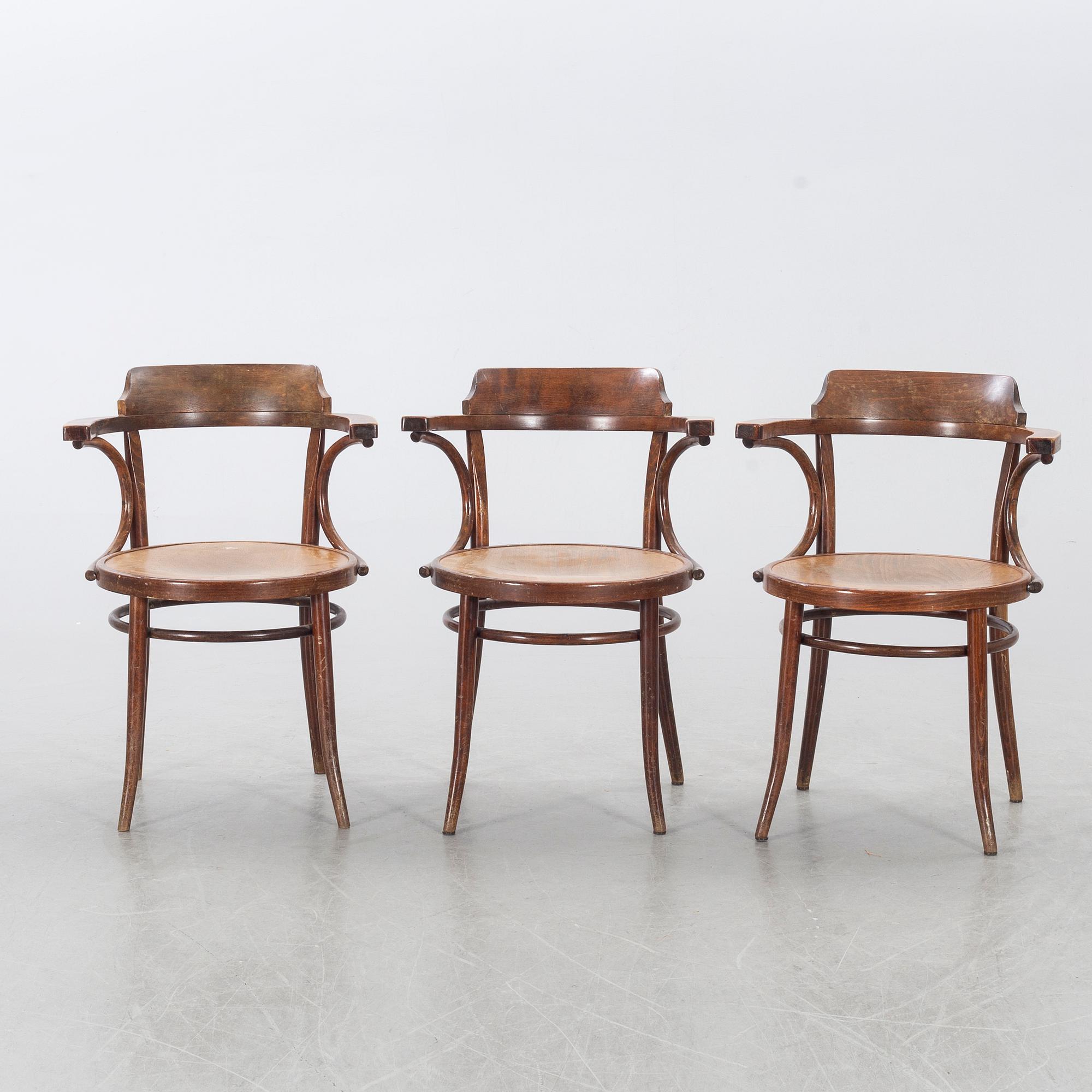 FIVE DREVOUNIA BENTWOOD  CHAIRS MID 20TH CENTURY.