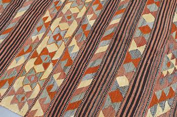 Matta, Persisk Nomad Kelim, ca 240 x 150 cm.