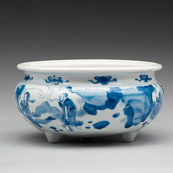 A blue and white censer, Qing dynasty, Kangxi (1662-1722).